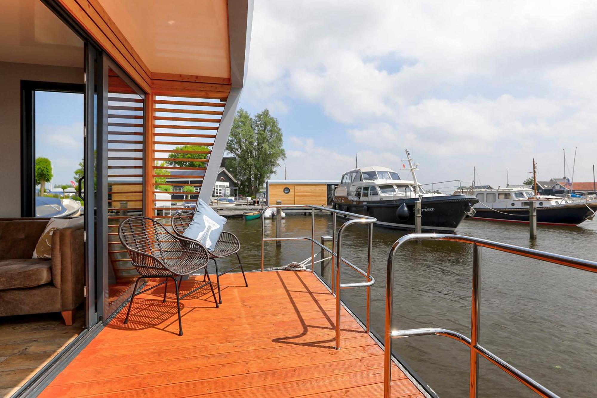 Hotel Luxe Houseboat Skoft Grou Zewnętrze zdjęcie